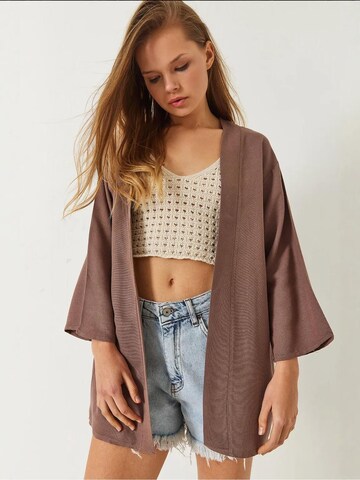 Bianco Lucci Kimono in Brown: front