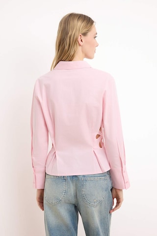 Trendyol Blouse in Pink