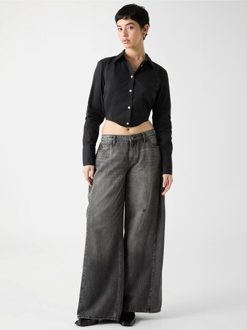 GUESS Blouse in Black