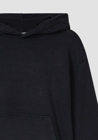 s.Oliver Sweatshirt in Black