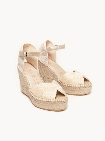 Sandalo con cinturino 'Alpargata Cuña 10 cm' di Alhamas in beige