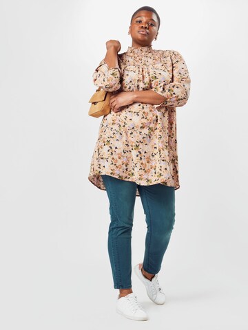 KAFFE CURVE Blouse 'Leana' in Beige