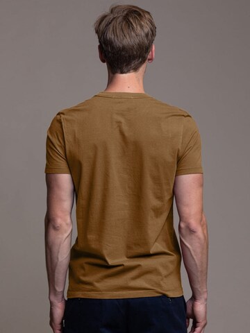 Laurent Vergne Shirt 'Thierry T-Shirt - Cognac' in Brown