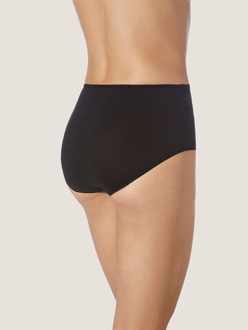 Culotte 'Atenea lace high waist panty soy fiber' zd ZERO DEFECTS en noir