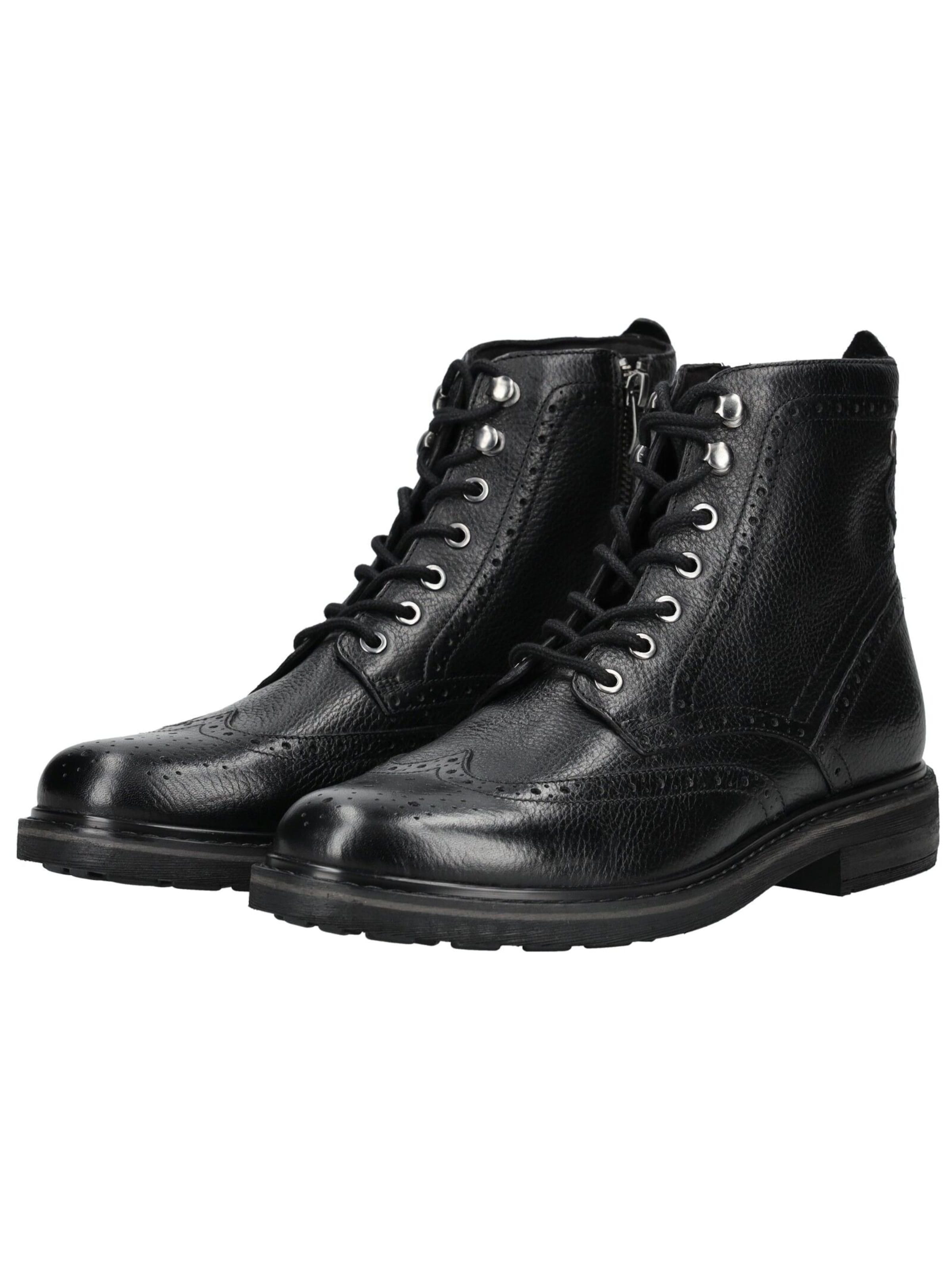 CLARKS Veterboots 'Newford' in Zwart