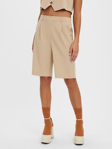 VERO MODA Loosefit Bandplooibroek 'LISMAI' in Beige: voorkant