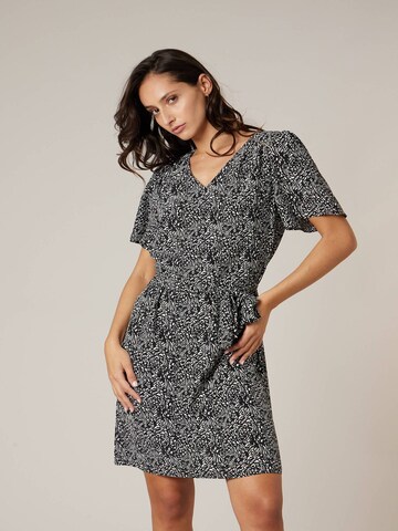 Deeluxe Jurk 'Nala' in Zwart: voorkant