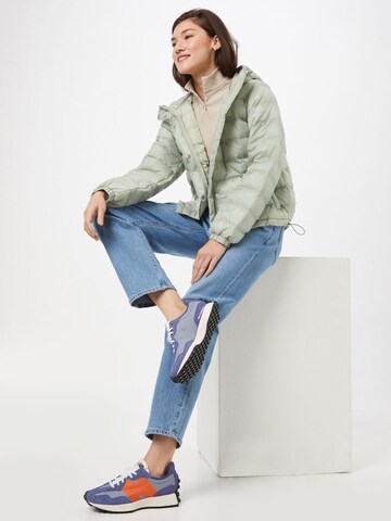 LEVI'S ® Tussenjas 'Edie Packable Jacket' in Groen