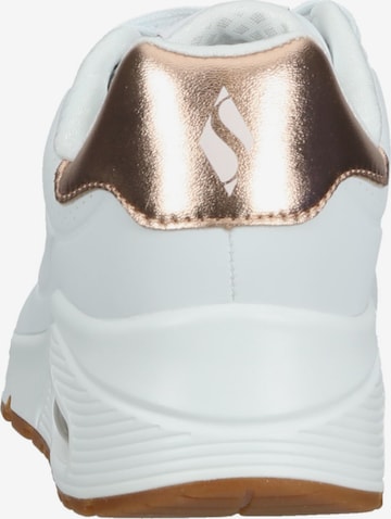 Baskets basses 'Uno-Golden Air' SKECHERS en blanc