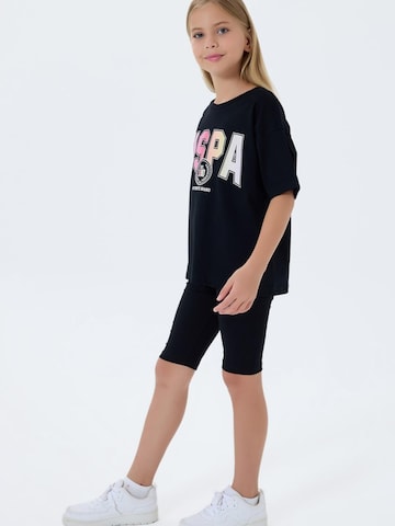 Set de la U.S. POLO ASSN. pe negru