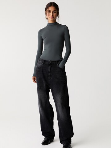 Body a maglietta di Pull&Bear in grigio