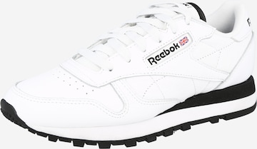 Reebok Sneakers in White: front