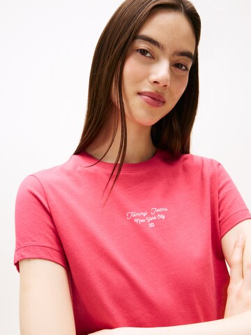 Tommy Jeans T-Shirt 'Ess' in Rot