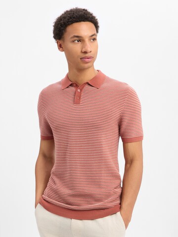 DRYKORN Shirt ' Triton ' in Rood: voorkant