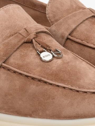 Estro Moccasin '935-2' in Brown