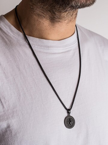 Akitsune Necklace 'Imperator' in Black: front