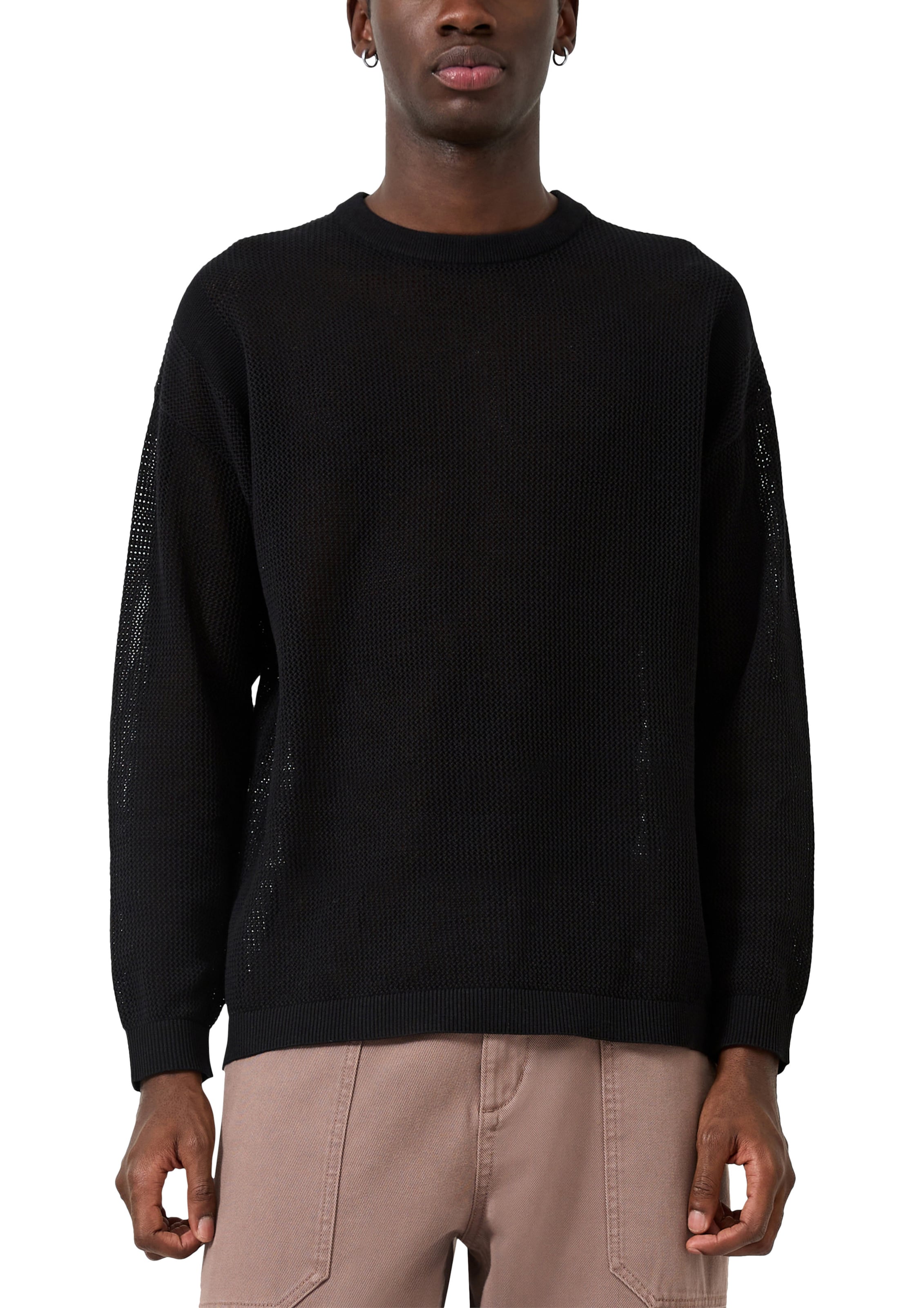 QS Sweater in Black