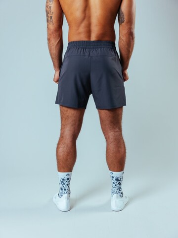 Lifters Slimfit Sporthose 'Raw Gym Shorts - Short Cut' in Grau