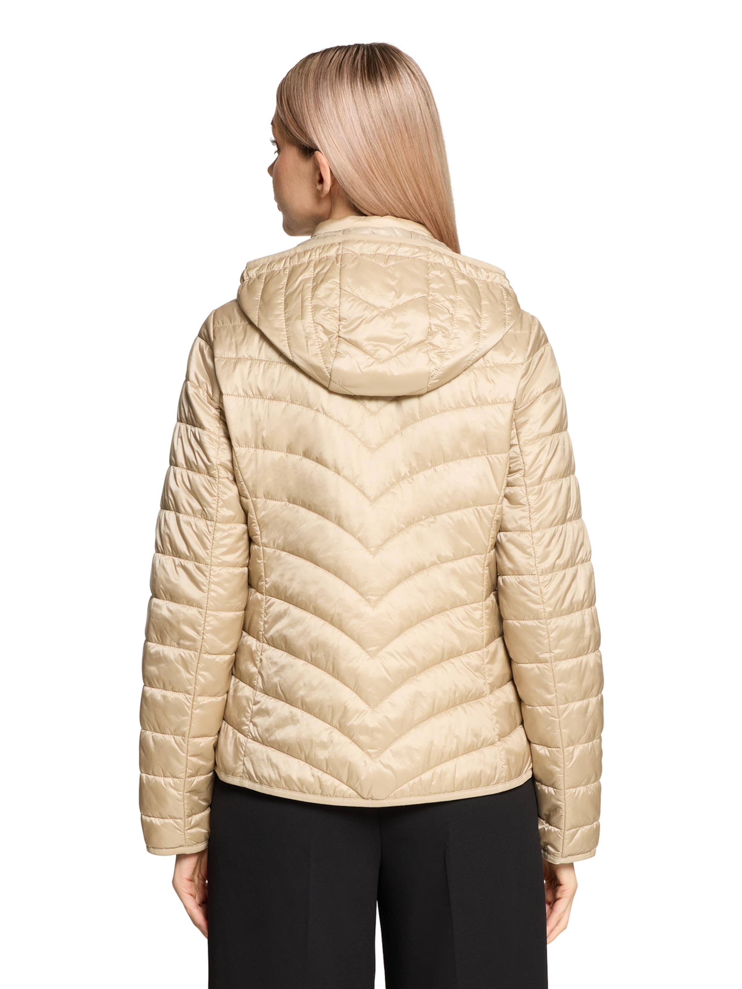 Betty Barclay Tussenjas in Beige