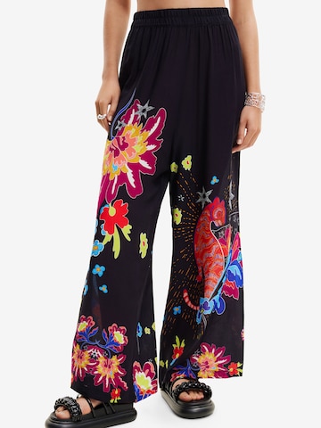 Wide leg Pantaloni de la Desigual pe negru: față