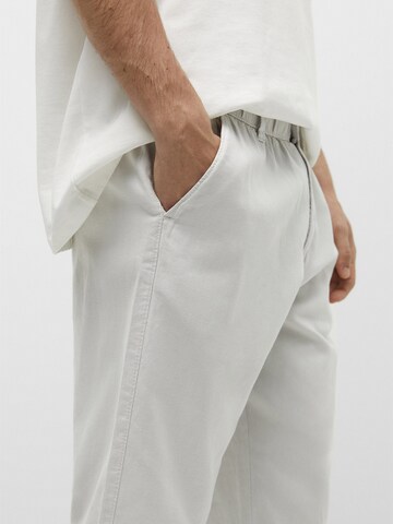 Pull&Bear Regular Chino in Grijs