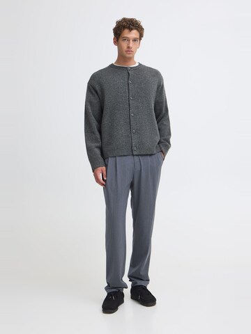 Casual Friday - Casaco de malha 'CFAiko Knit' em cinzento