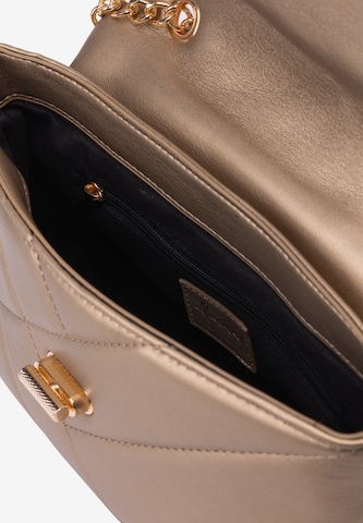 faina Shoulder Bag in Gold