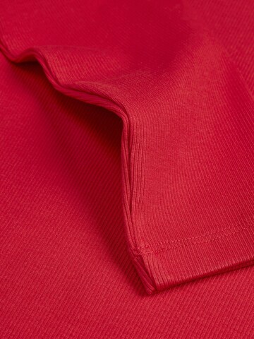 Tricou 'JXFELINE' de la JJXX pe roșu