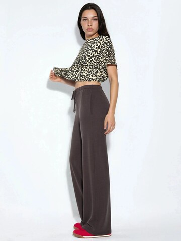 Wide leg Pantaloni di Busem in marrone