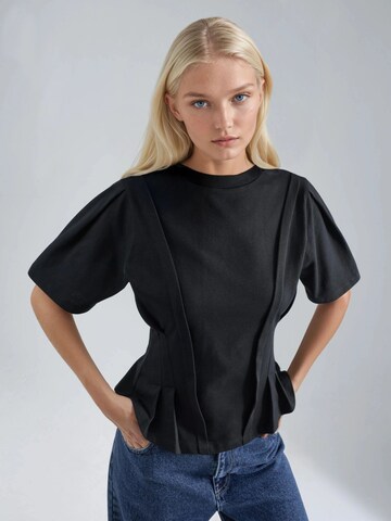 T-shirt Hiccup en noir : devant