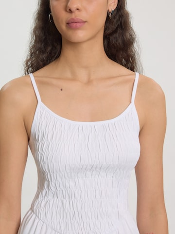 Robe 'Malin' EDITED en blanc