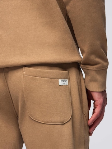 Ombre Sweat suit in Brown