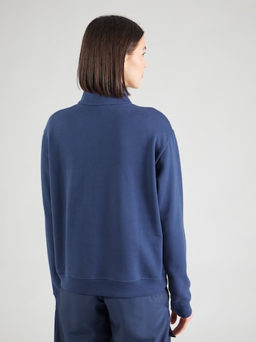 new balance Sweatshirt 'Greatest Hit' in Blau