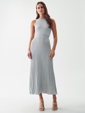 Willa Knitted dress in Grey: front