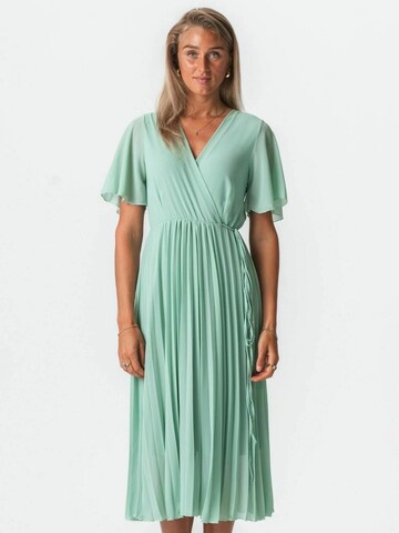 Rochie ' Lina ' de la TEESHOPPEN pe verde: față