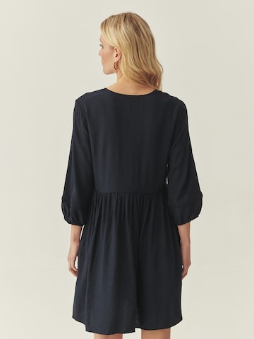 TATUUM Šaty - Modrá