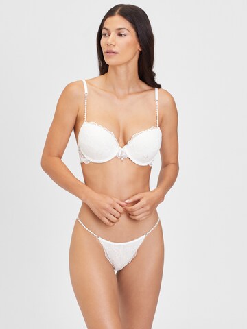 LASCANA Push-up Bra in Cream