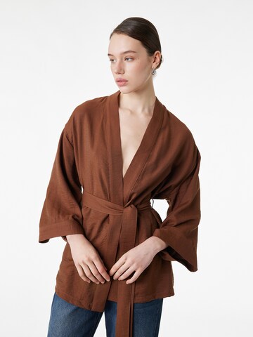 Koton Kimono in Bronze: Vorderseite
