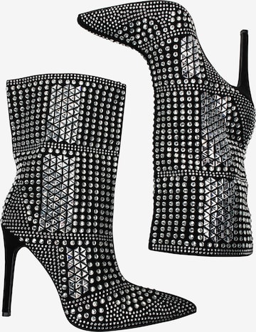 faina Ankle Boots in Schwarz