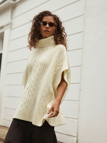 Next Sweater in Beige