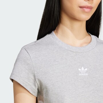 Maglietta 'Essentials' di ADIDAS ORIGINALS in grigio