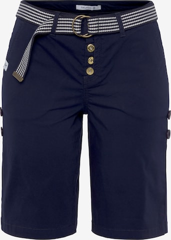 DELMAO Chino Pants in Blue: front