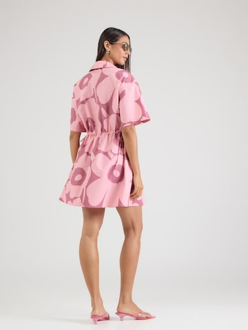 Robe-chemise 'KATKELMA UNIKKO' Marimekko en rose