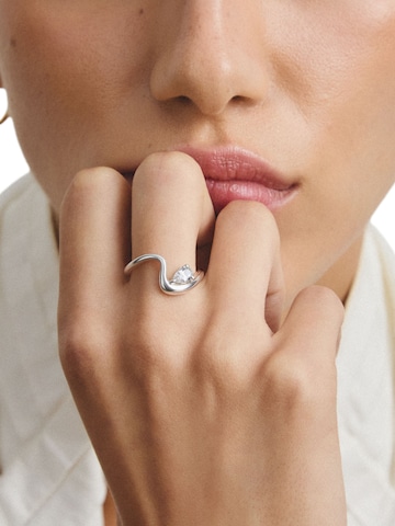 Thomas Sabo Ring mit weißem Zirkonia in Tropfen in Silber: Vorderseite