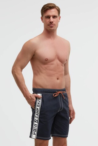 CAMP DAVID Lange Badeshorts mit Logo-Tapes in Blau: Vorderseite