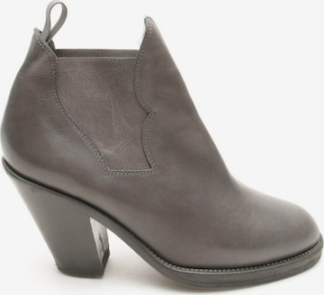 Acne Dress Boots in 38 in Grey: front