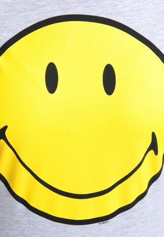 LOGOSHIRT Shirt 'Smiley Face' in Grijs