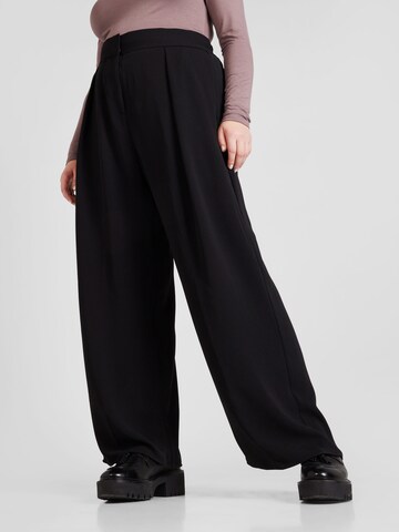 River Island Plus Wide leg Παντελόνι πλισέ σε μαύρο: μπροστά