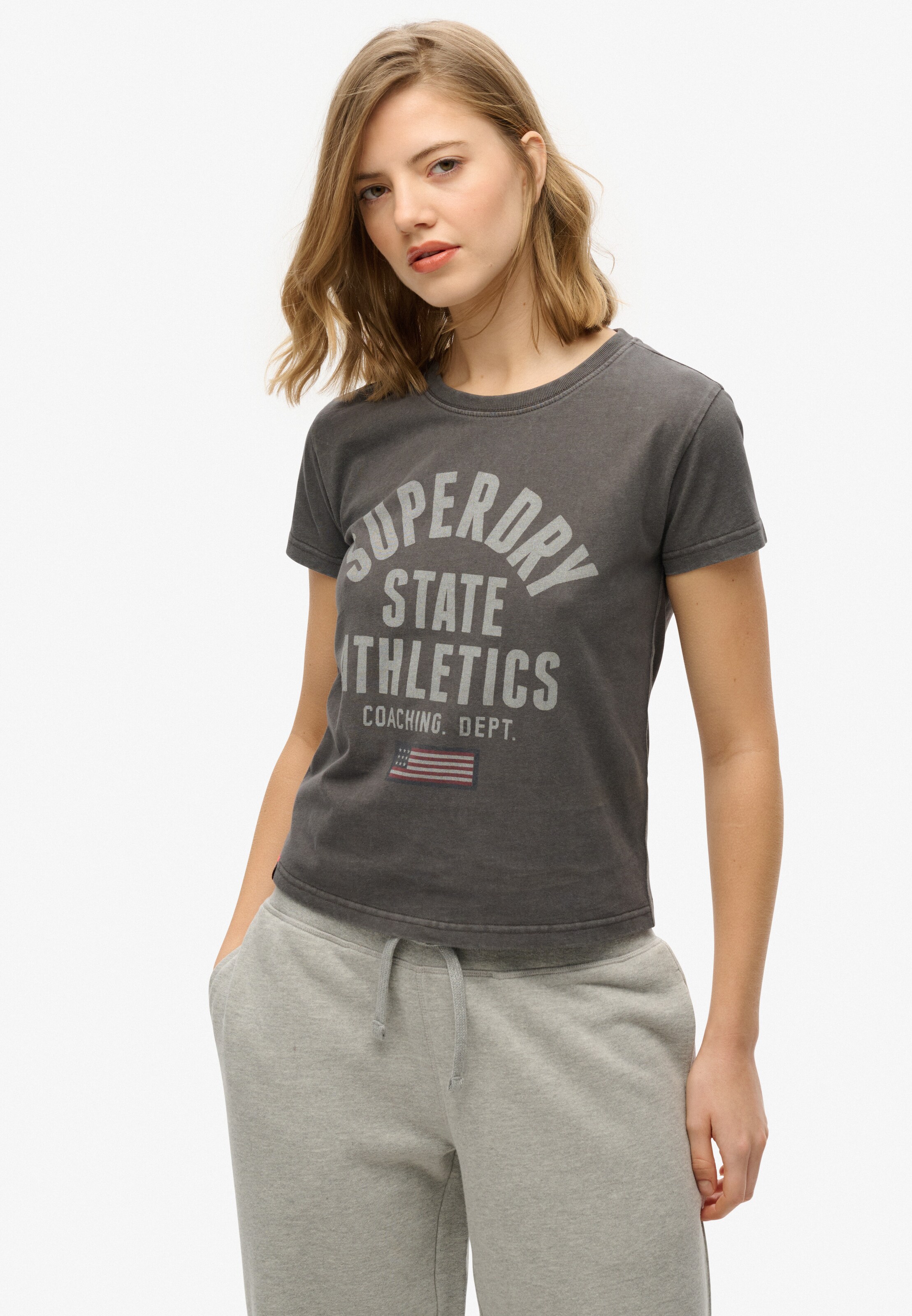 Superdry Shirt in Black: front