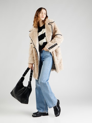 River Island Vinterfrakk i beige